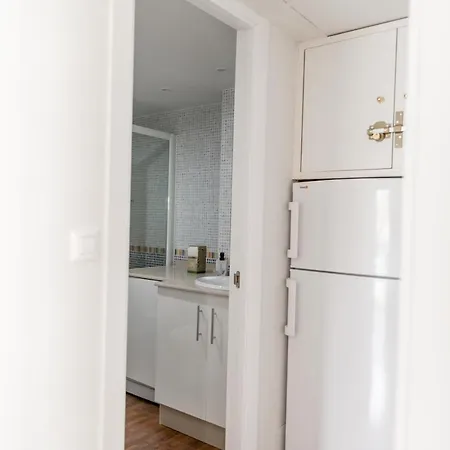 Apartament Disfruta La Playa En Puerto Marina Benalmádena